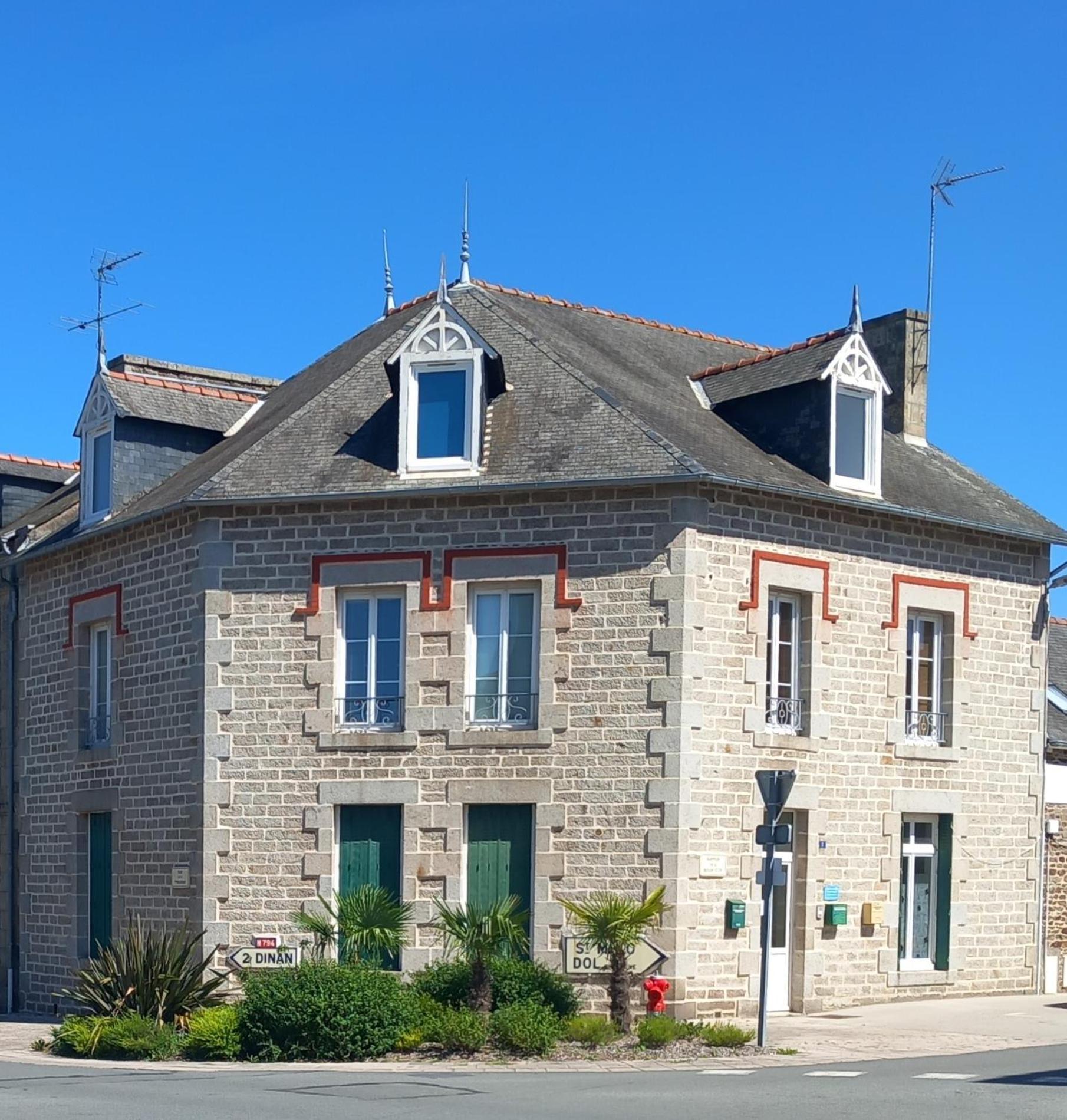 La Chambre De La Boule D 'Or Lanvallay Esterno foto